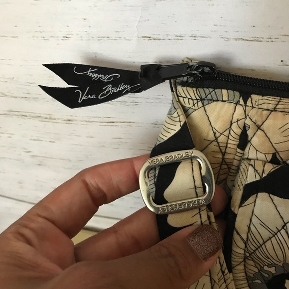 Vera Bradley Retired Lizzy - Picture 4 of 8